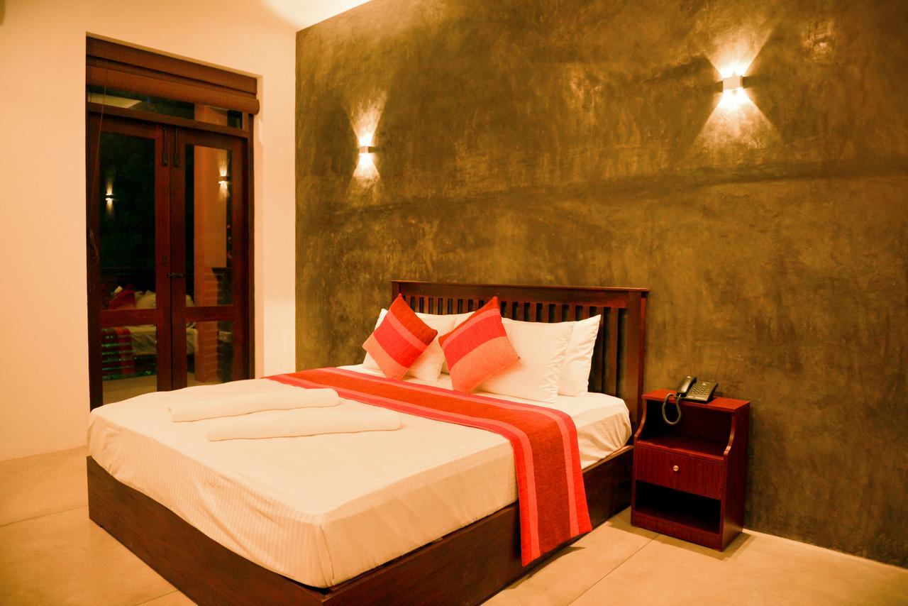 Hotel Olanro Negombo